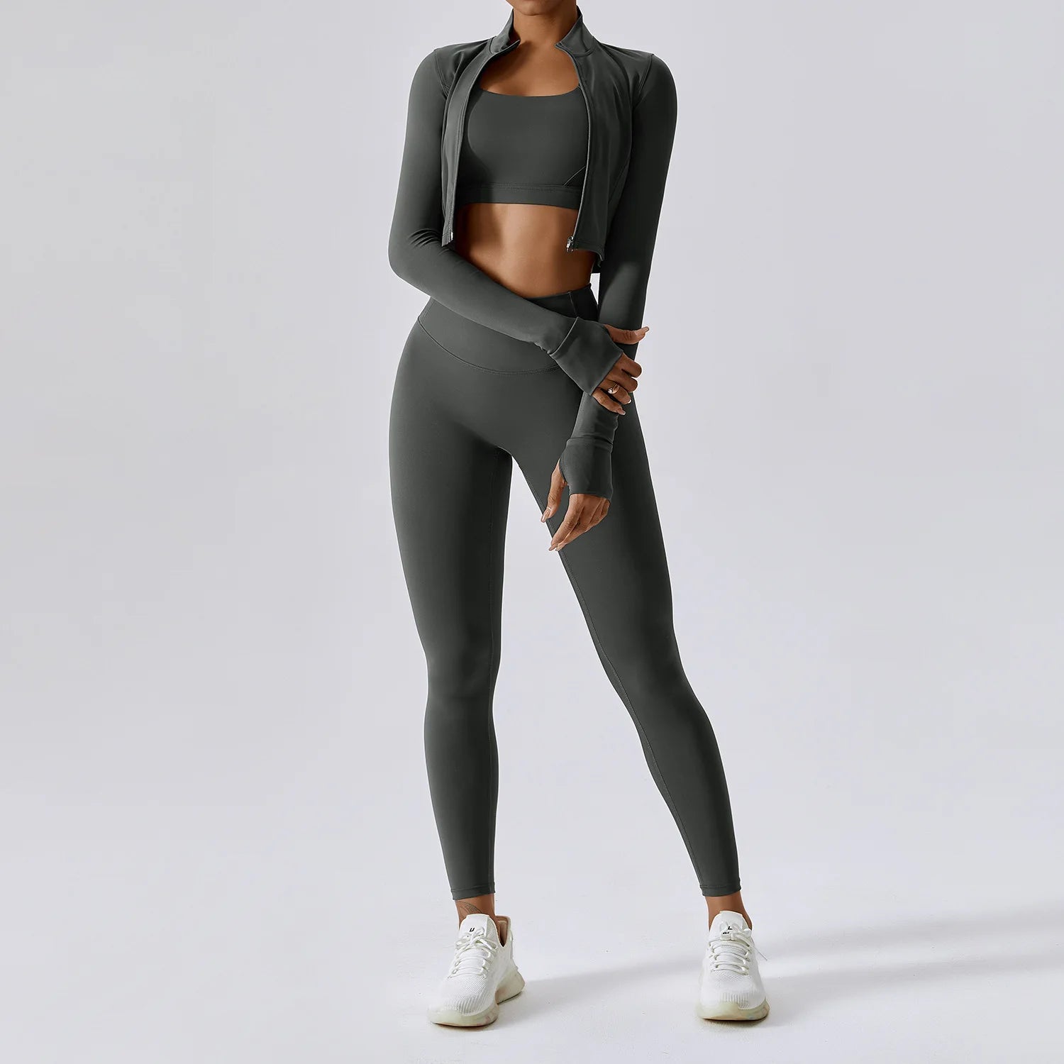 Gymwear Trio – Zipper Crop Top, Push-Up Bra & Leggings