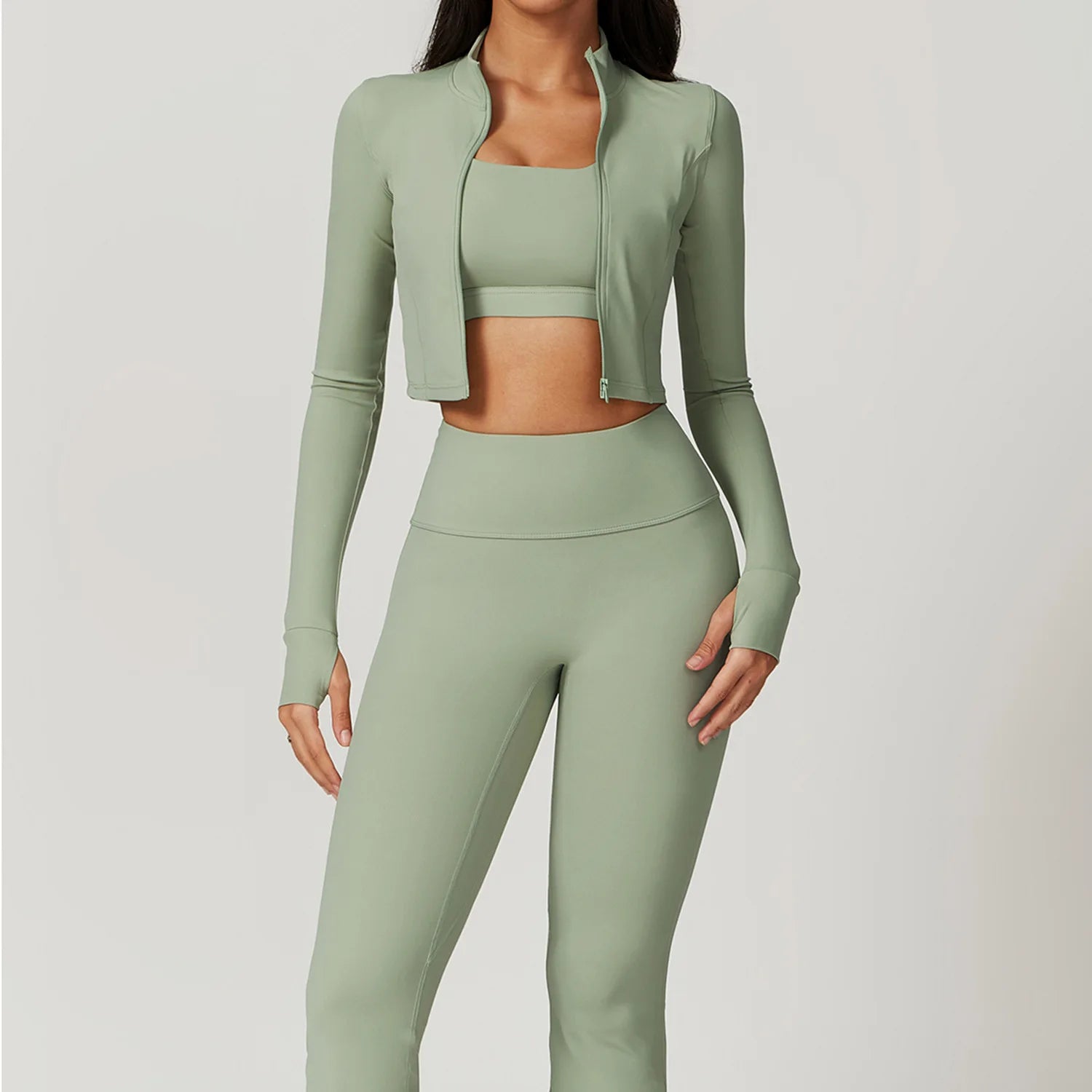Gymwear Trio – Zipper Crop Top, Push-Up Bra & Leggings